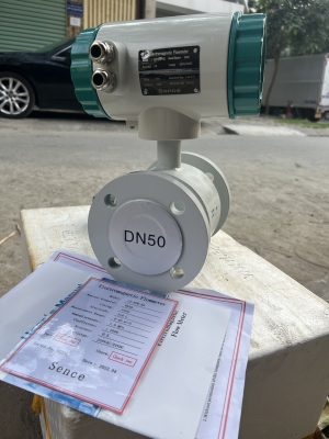 can-dien-tu-camry-sieu-mong-hoa-tiet-hoa-van-eb-9301-s109